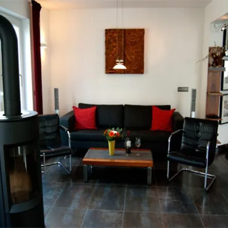 Exklusive 5 Sterne Ferienwohnung I Апартаменты Тиссов