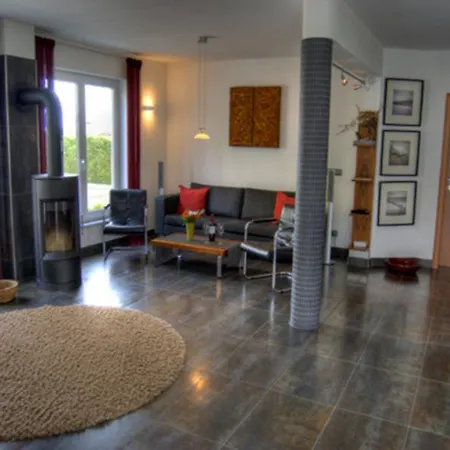 Exklusive 5 Sterne Ferienwohnung I Тиссов